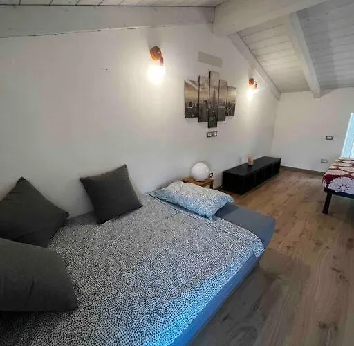 La Casa In Collina Дом отдыха *